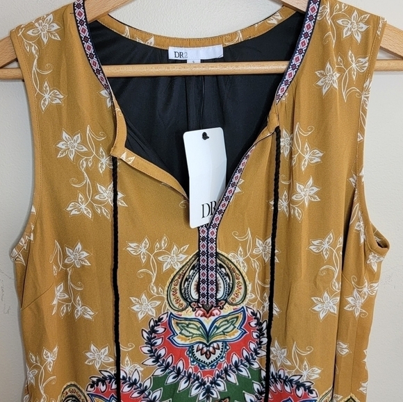 NWT DR2 | Medallion Print Shift Dress with Tassel Tie Neckline Size Small - Picture 3 of 4